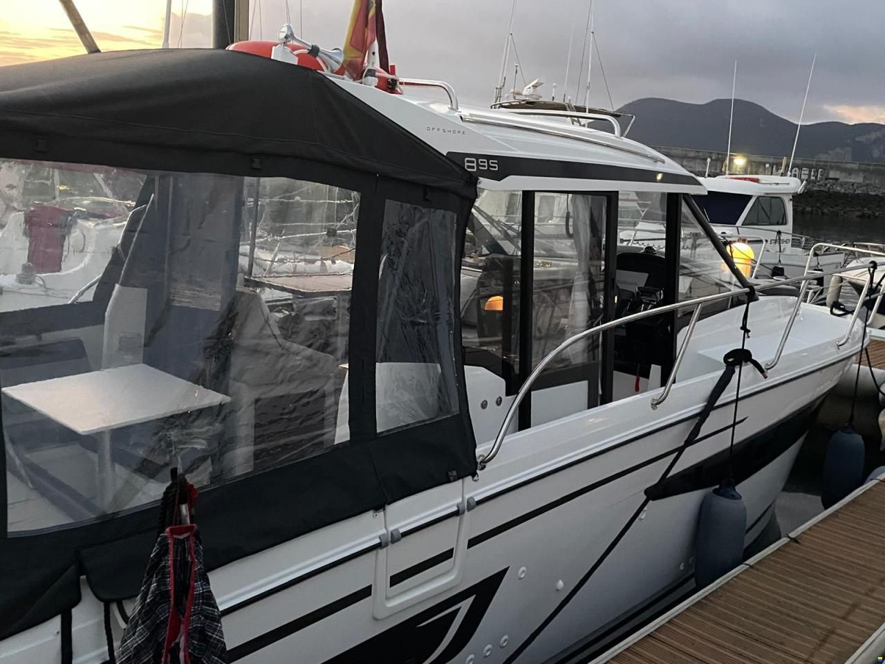 Jeanneau Merry Fisher 895
