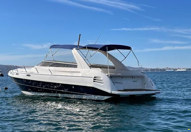 Real Power Boats Hawk 32