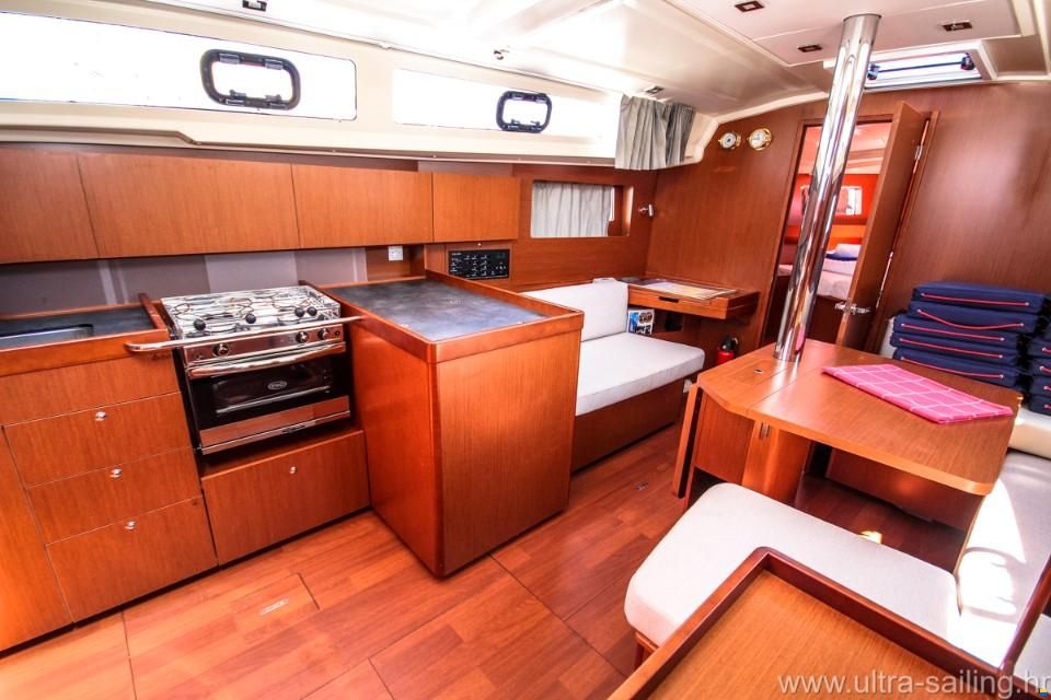 Beneteau 41.1