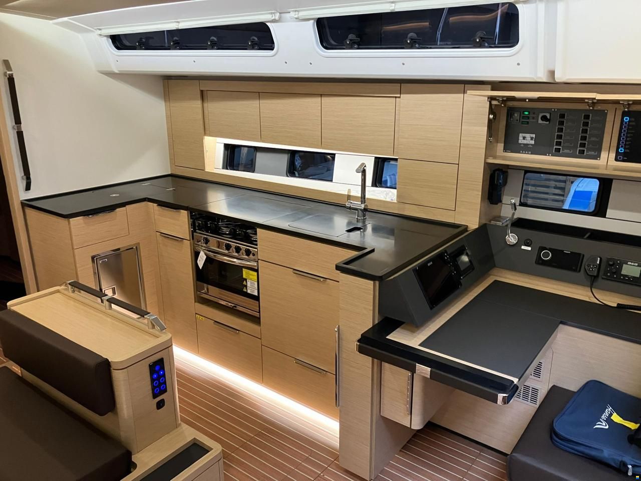 Hanse 460