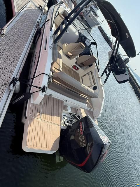 Quicksilver 675 Bow Rider/200 pro xs