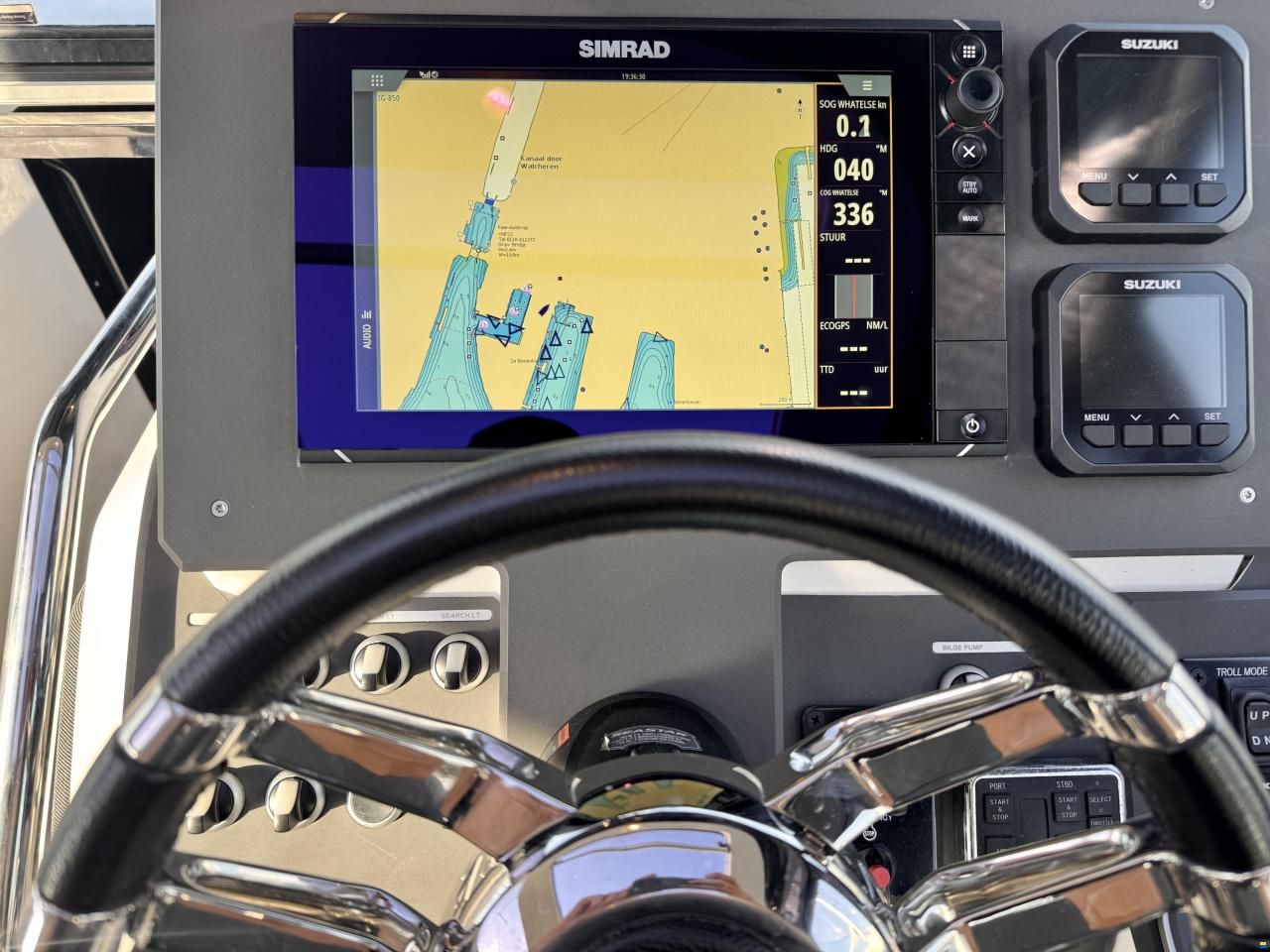 XO Boats 270 RS Front Cabin OB