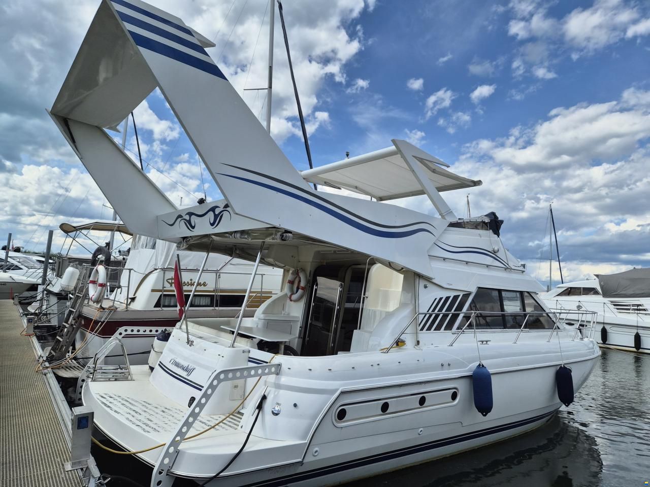 Cruisers Cruiser 3585