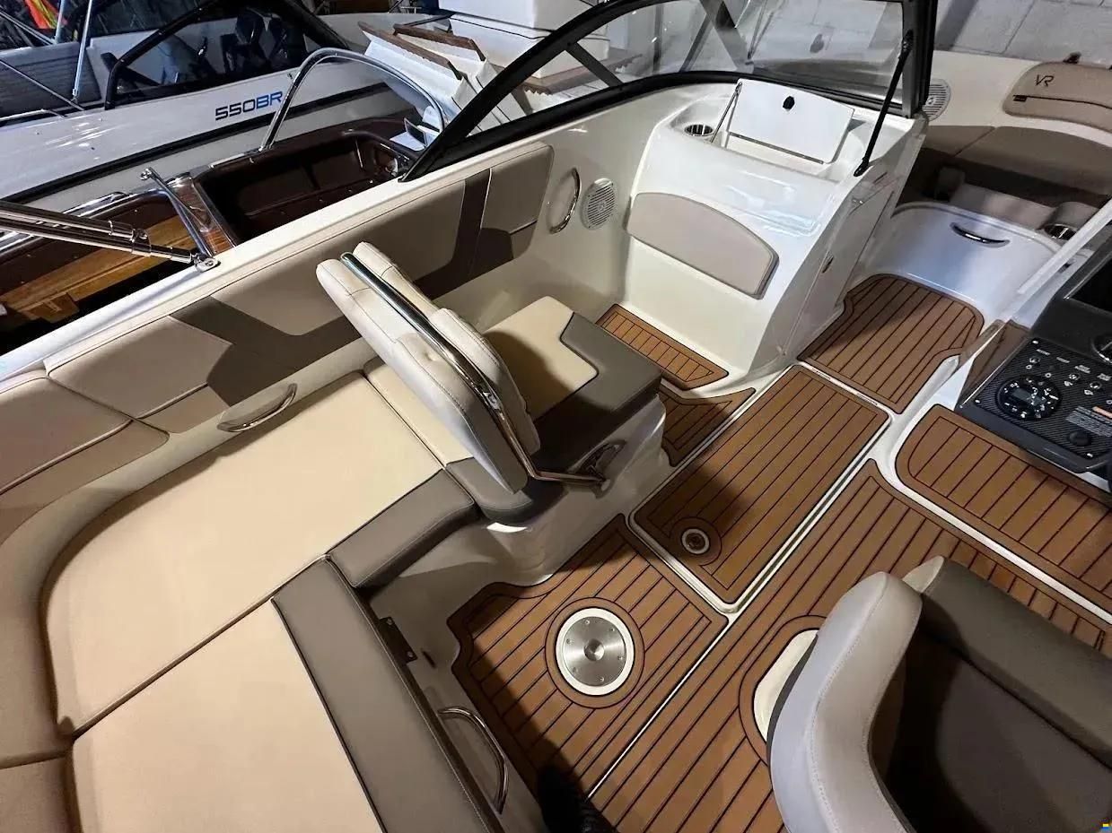 Bayliner VR5