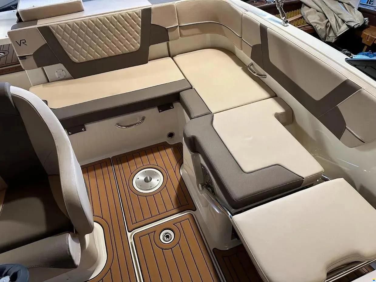 Bayliner VR5