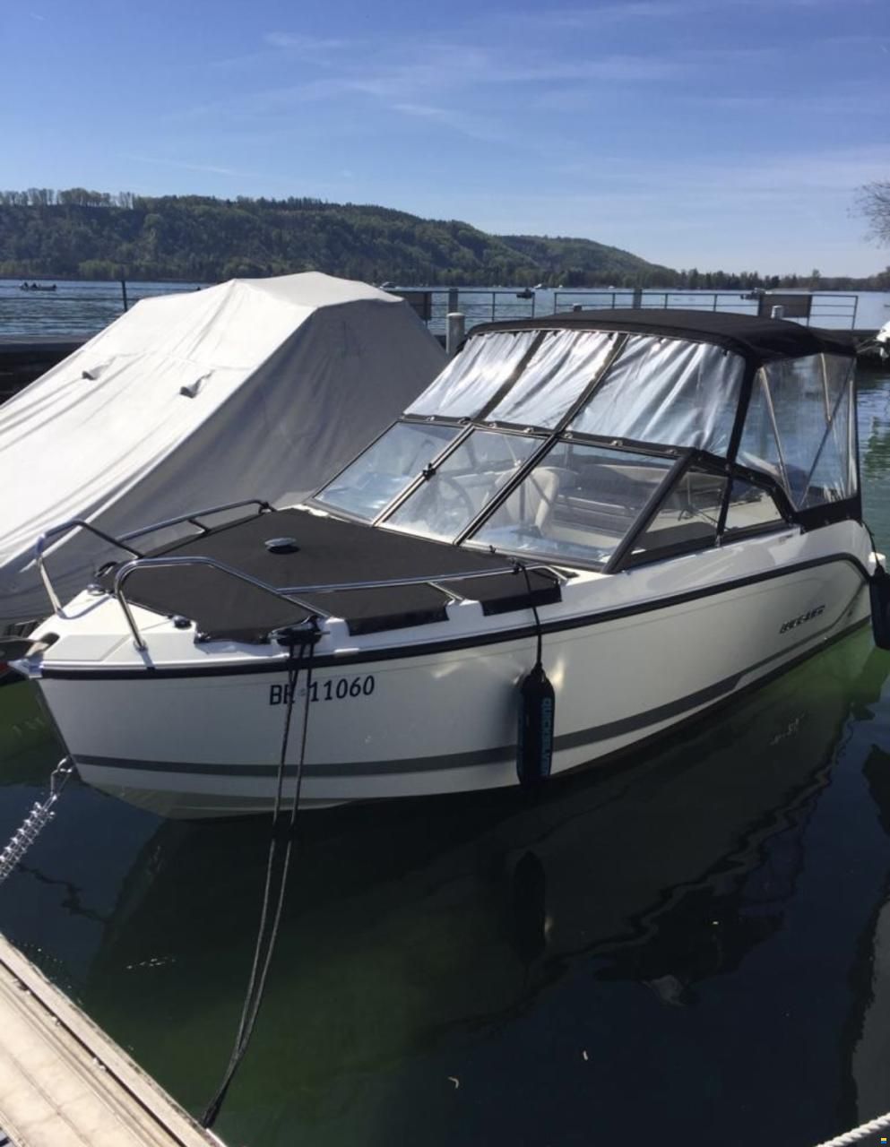 Quicksilver 555 Bowrider