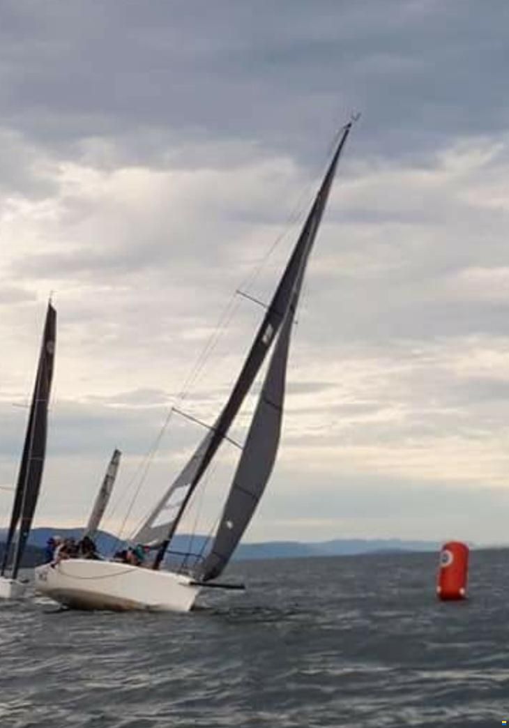 Melges 32