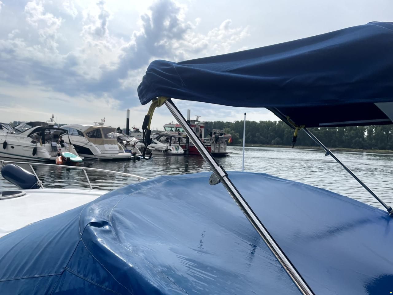 Crownline 270 CR