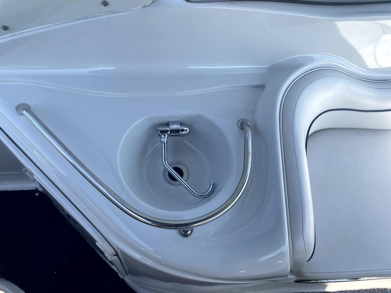 Crownline 270 CR