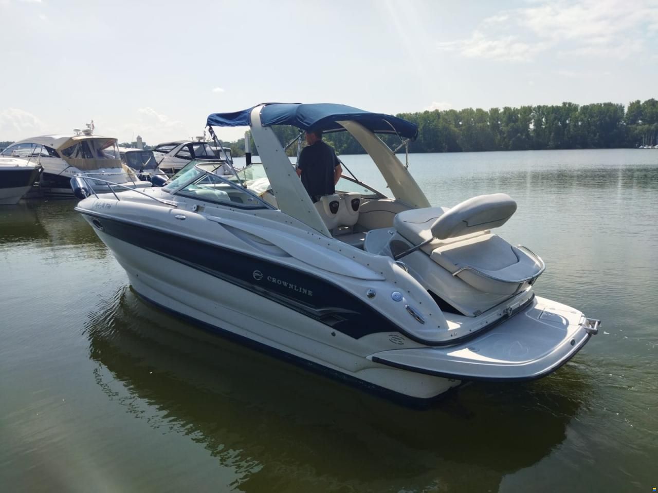 Crownline 270 CR