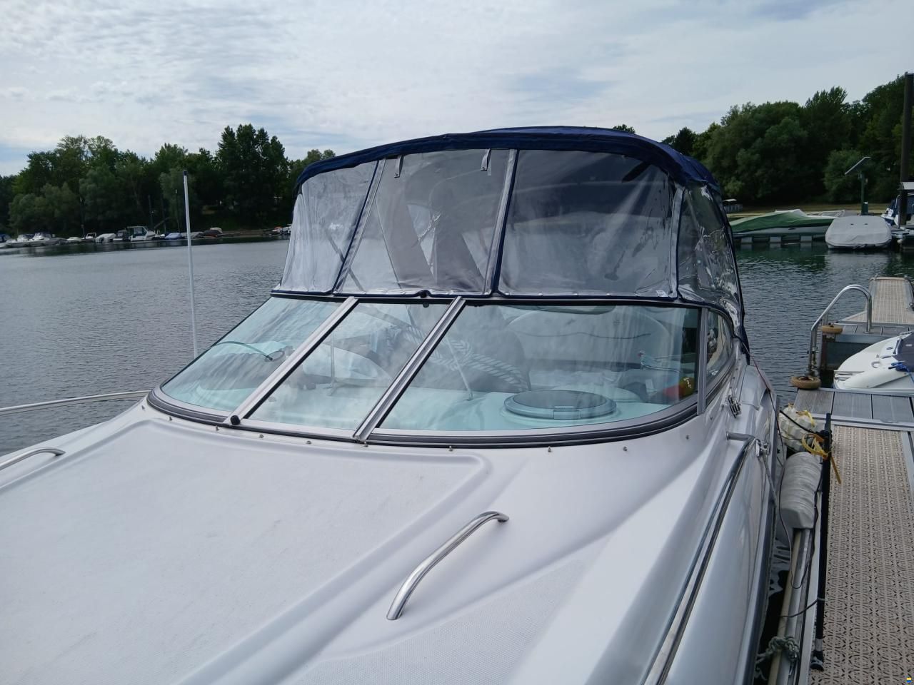 Crownline 270 CR