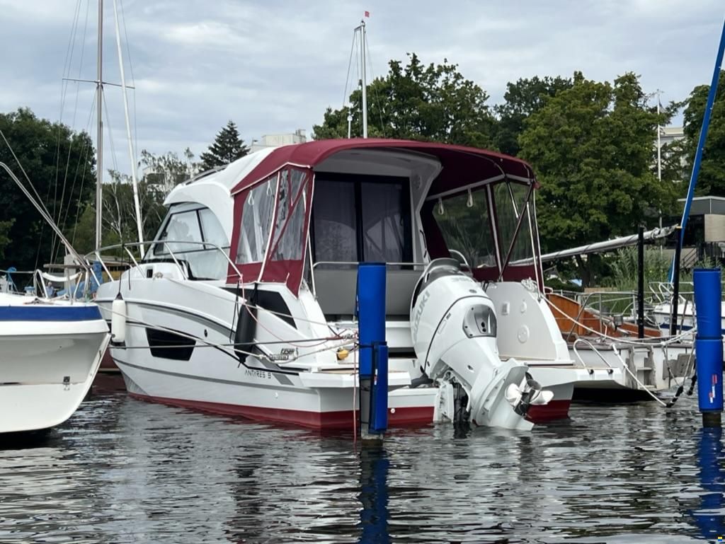 Beneteau Antares 9