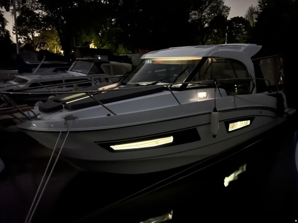 Beneteau Antares 9