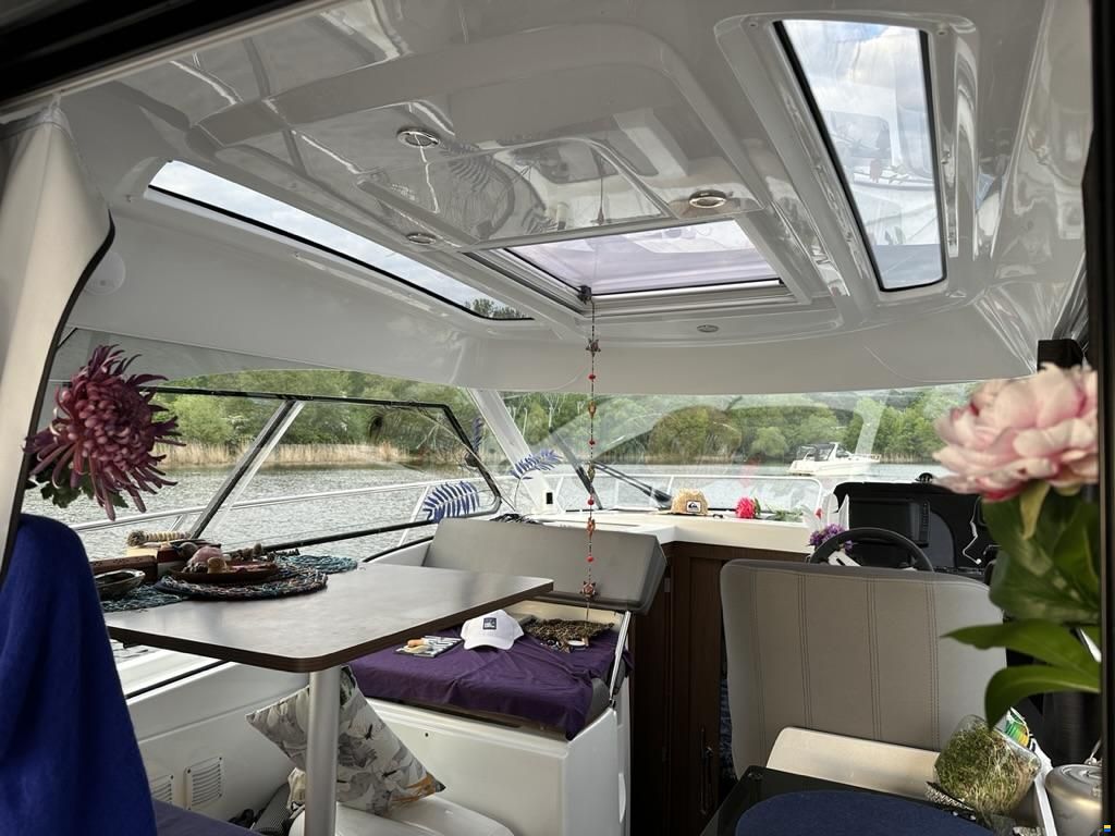 Beneteau Antares 9