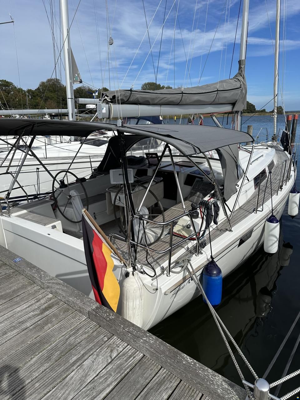 Hanse 385