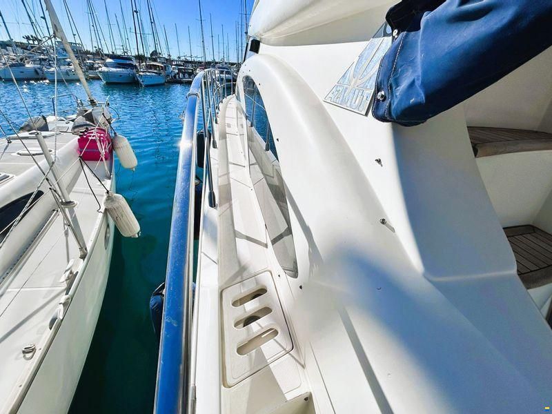 Azimut 55