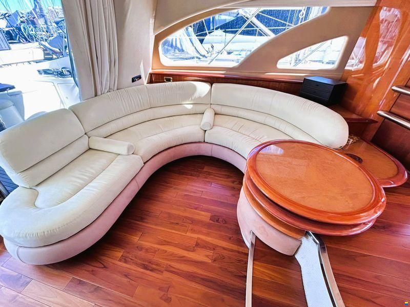 Azimut 55