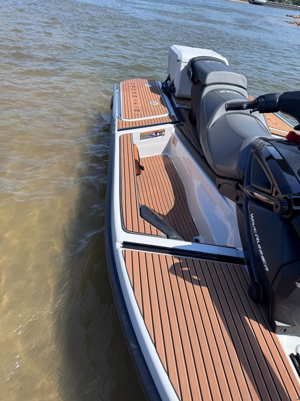 Yamaha WAVERUNNER CROSSWAVE