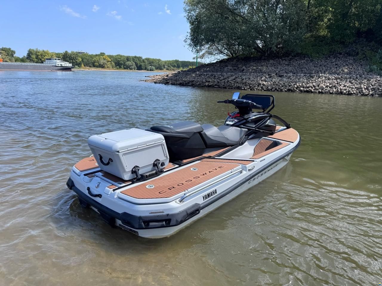 Yamaha WAVERUNNER CROSSWAVE