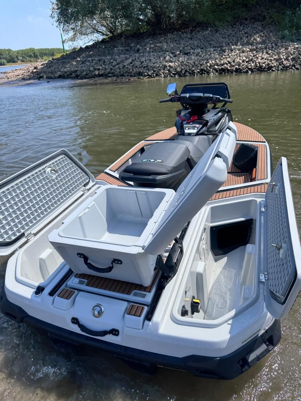 Yamaha WAVERUNNER CROSSWAVE