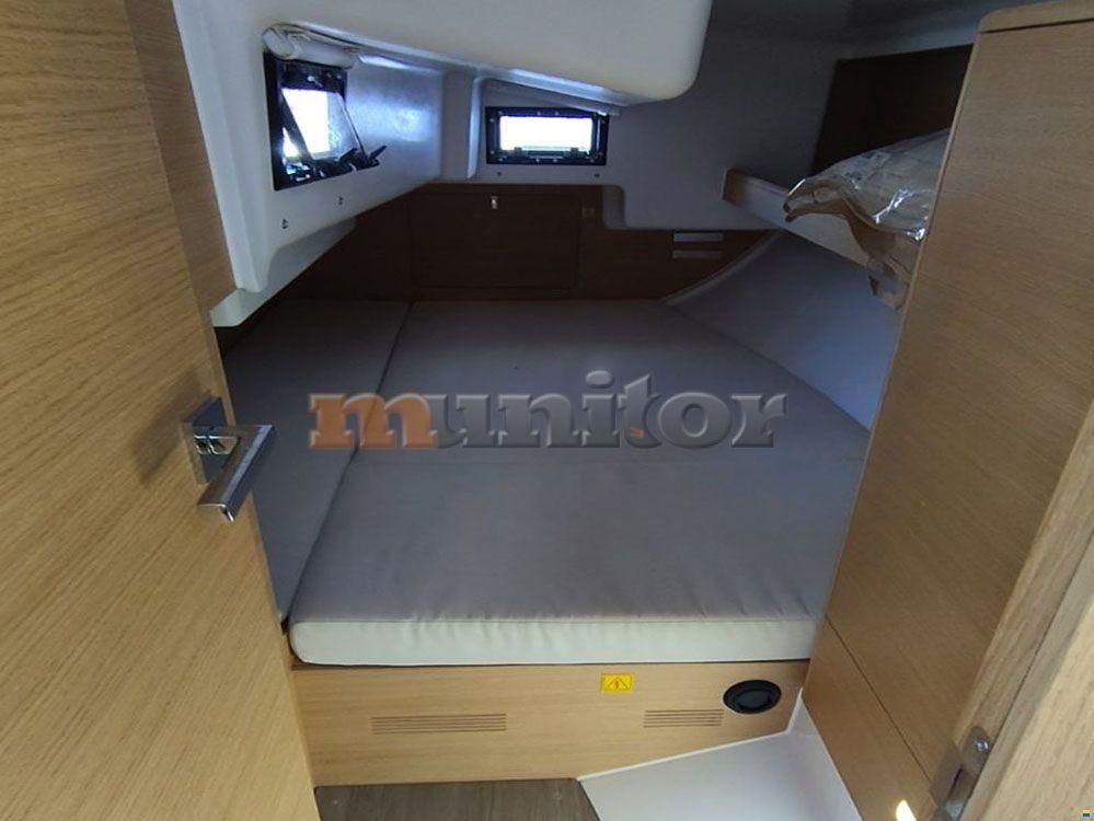 Elan E4