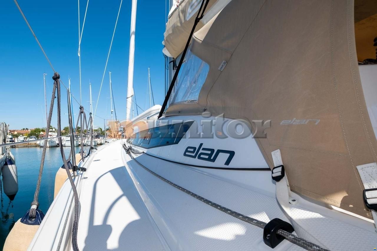 Elan E4