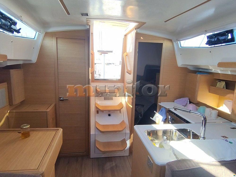 Elan E4