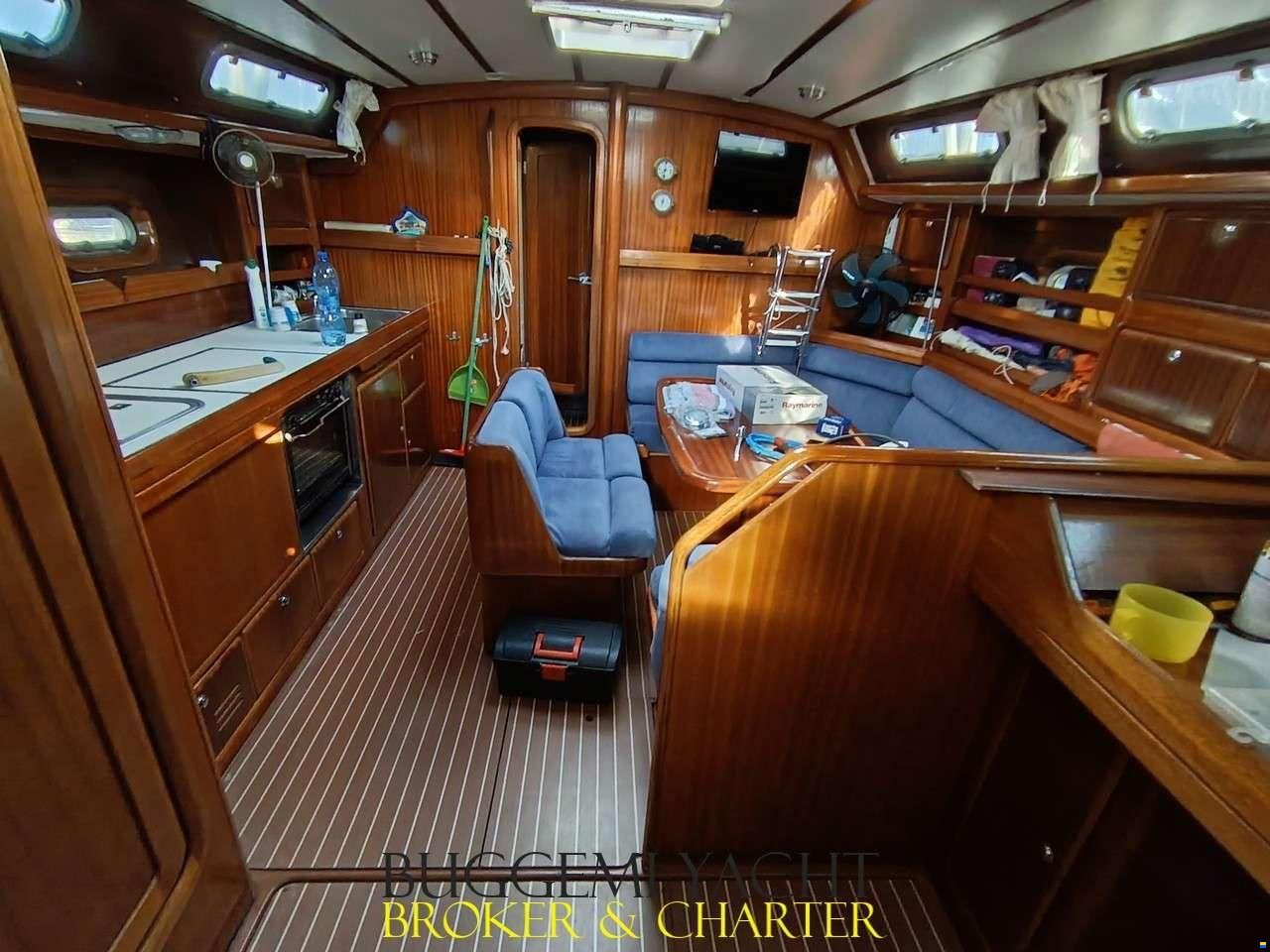 Bavaria 42