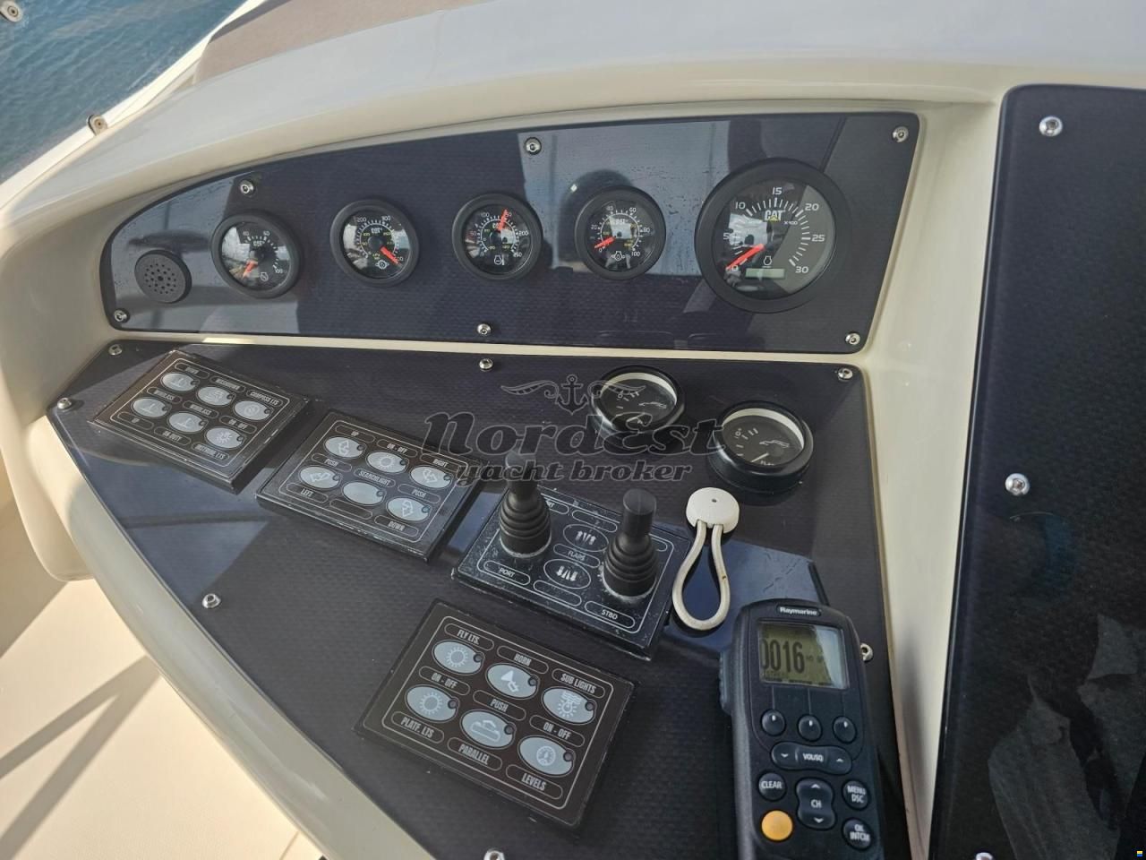 Aicon 56 Fly (CAT C18)