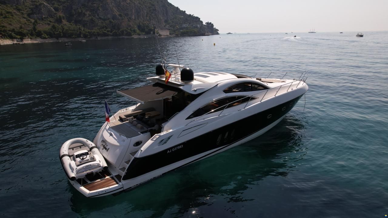 Sunseeker Predator 62