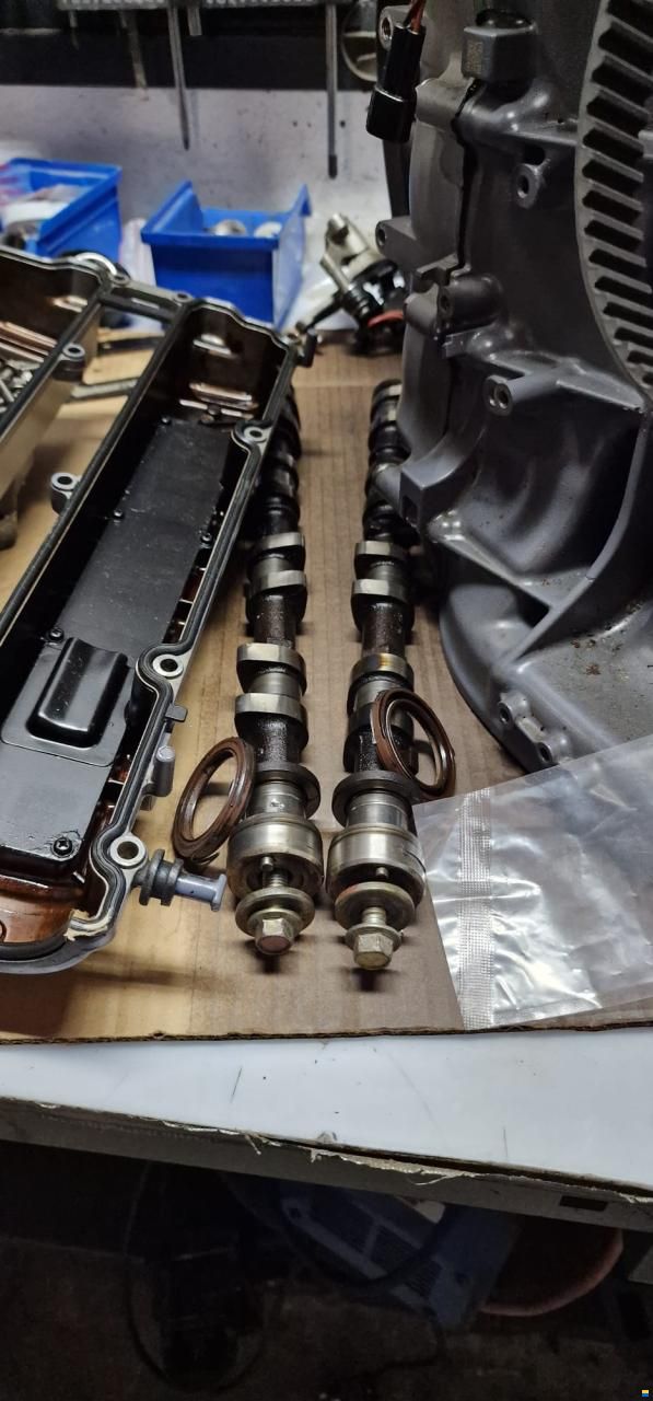 Suzuki Yamaha F50AED 62Y Outboard Engine