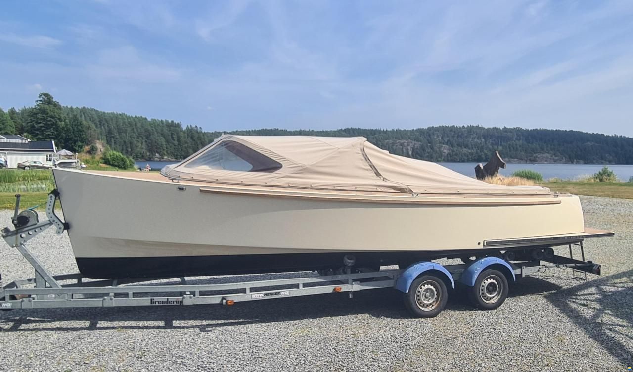 JR Yachts Classic 7 Electric
