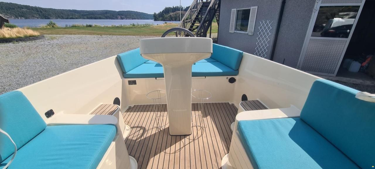 JR Yachts Classic 7 Electric
