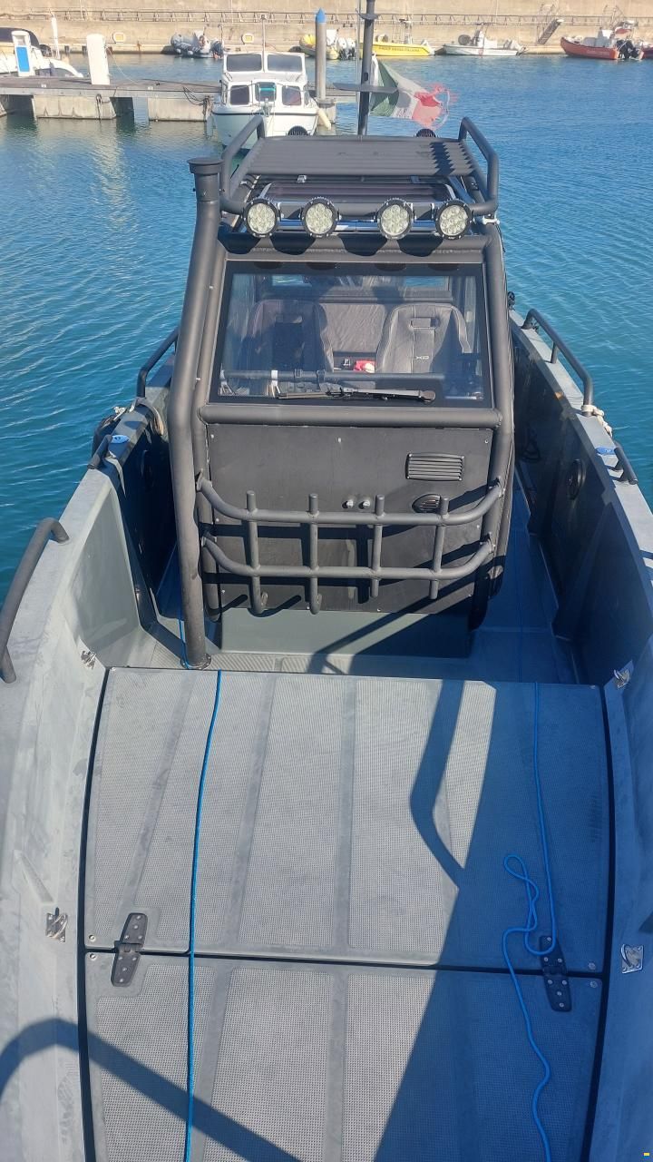 XO Boats Dfndr