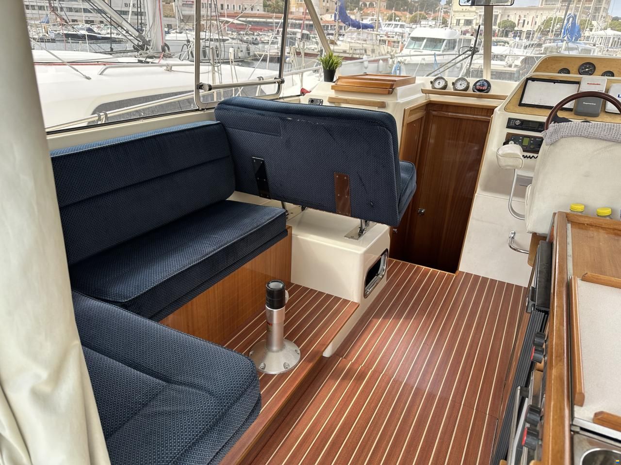 ACM Dufour Elite 31