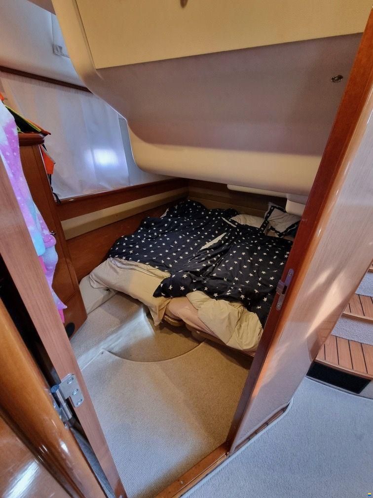 Prestige 42 Flybridge