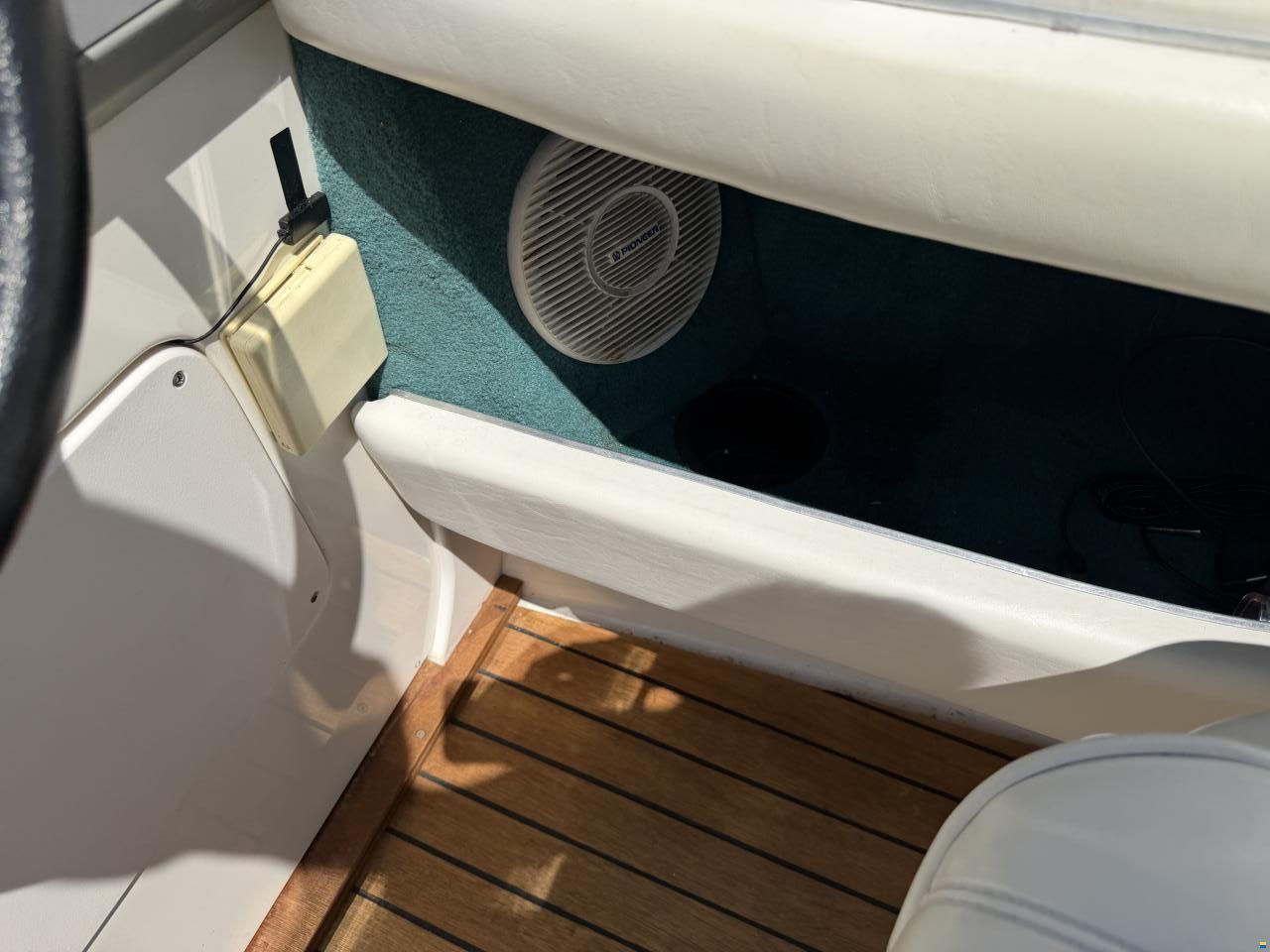 Sea Ray 220 OV