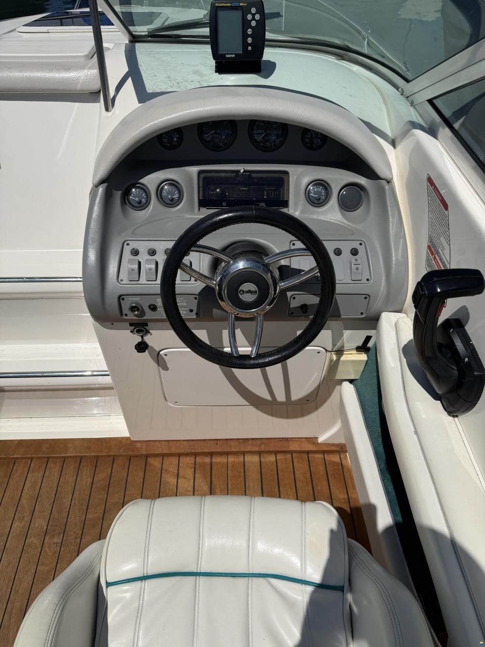 Sea Ray 220 OV