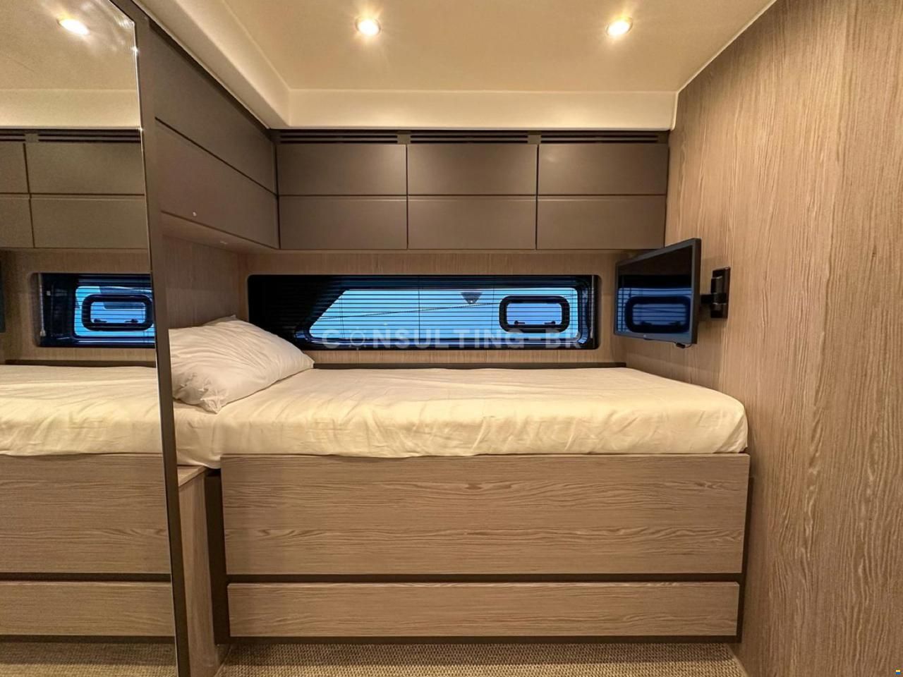 Azimut Atlantis 45