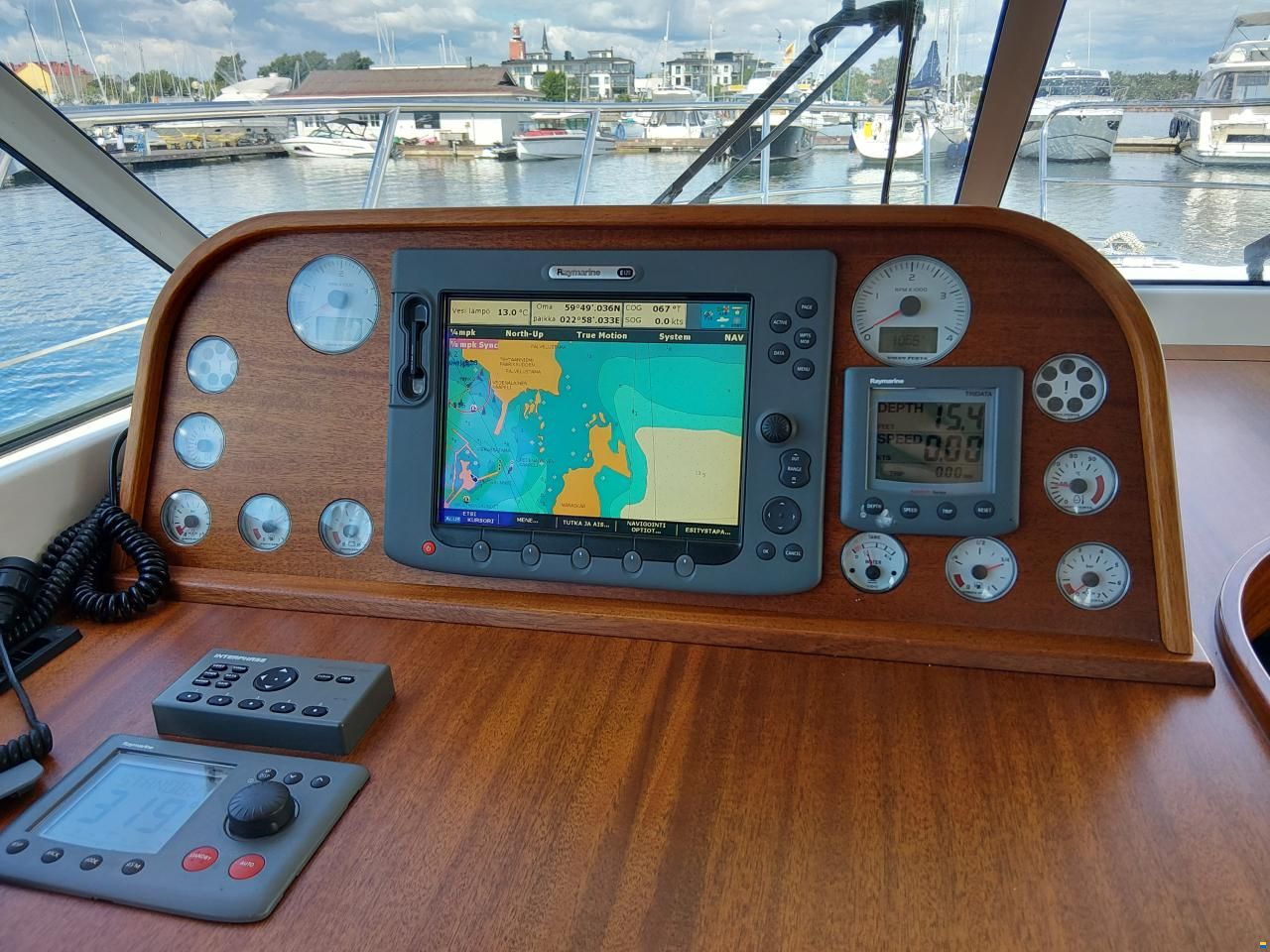Storebro 410 Commander