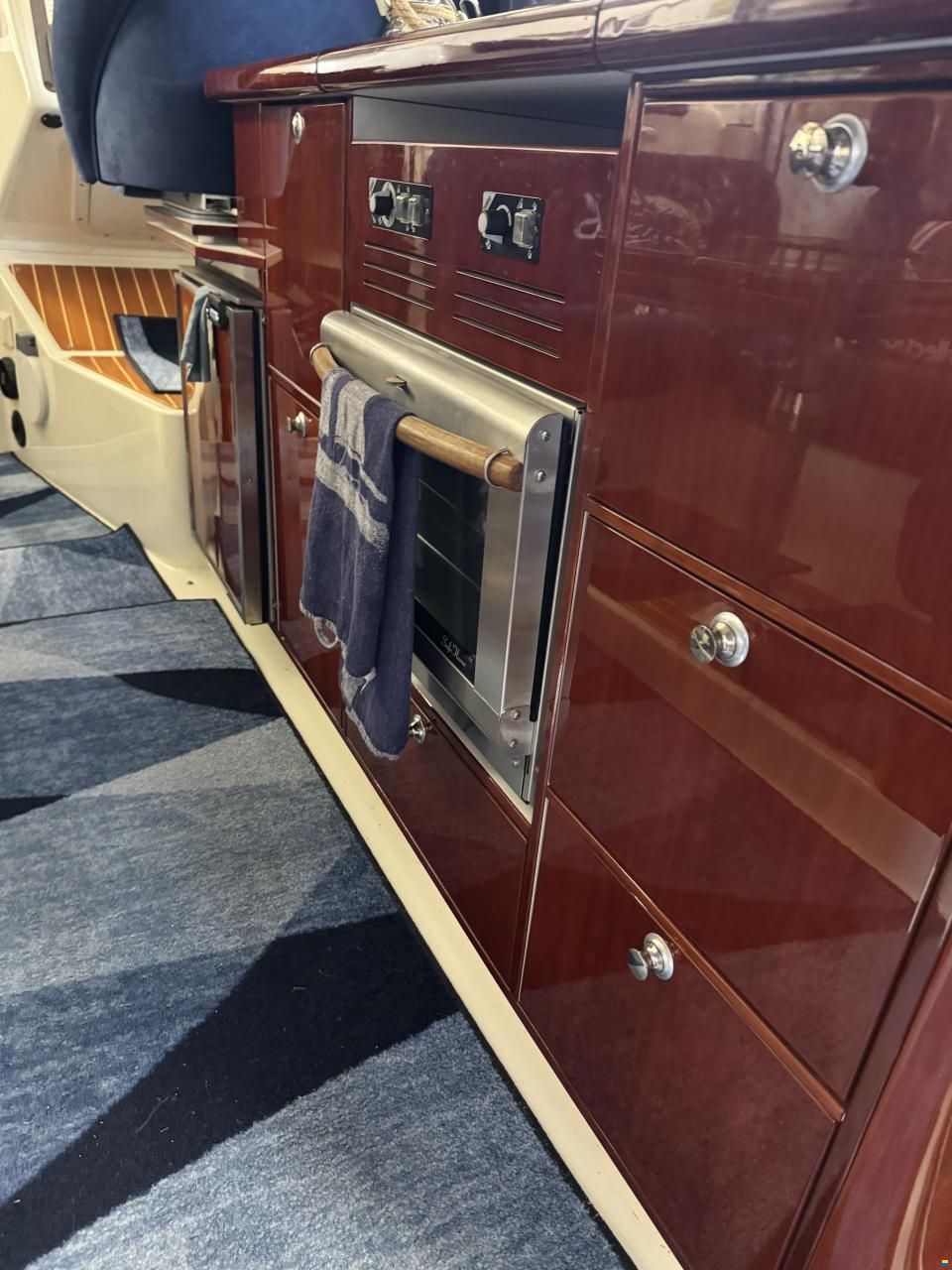 Aquador 32C