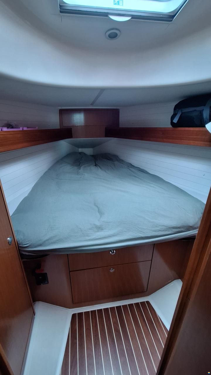 Cruiser 32
