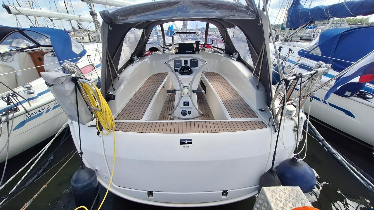 Cruiser 32