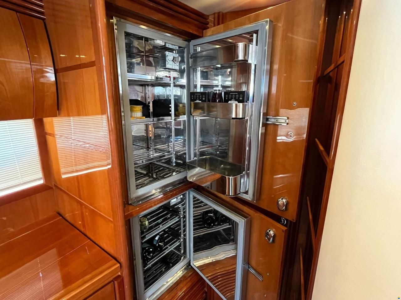 Pershing 50' HT