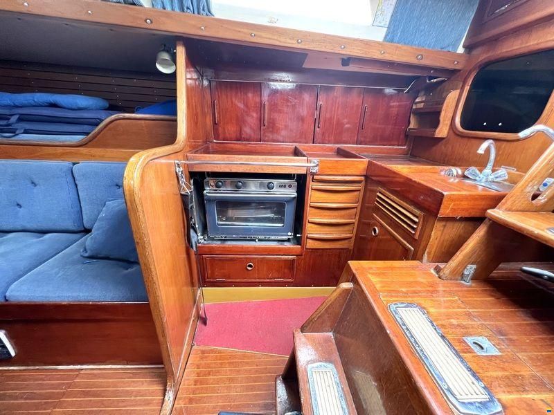 Swan 38