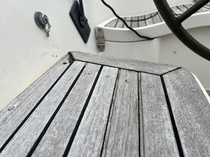 Swan 38