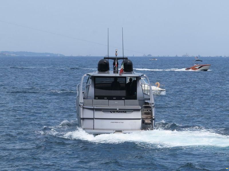 Pershing 5X