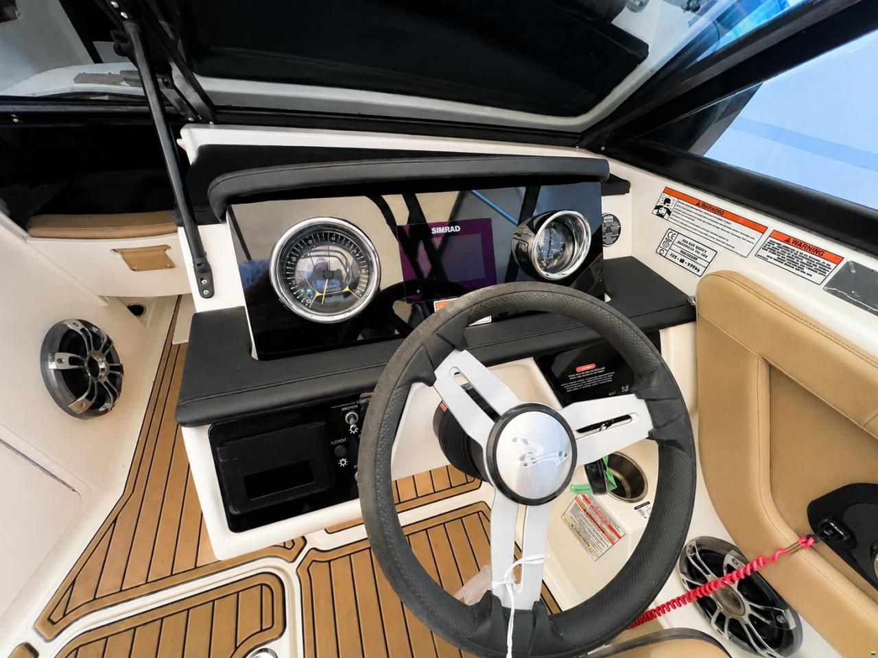 Sea Ray SPX 210