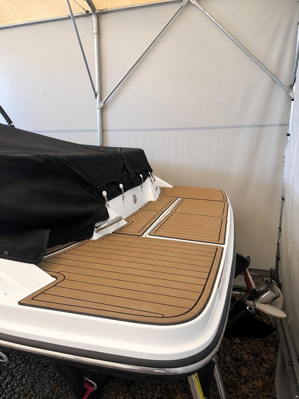 Sea Ray SPX 210