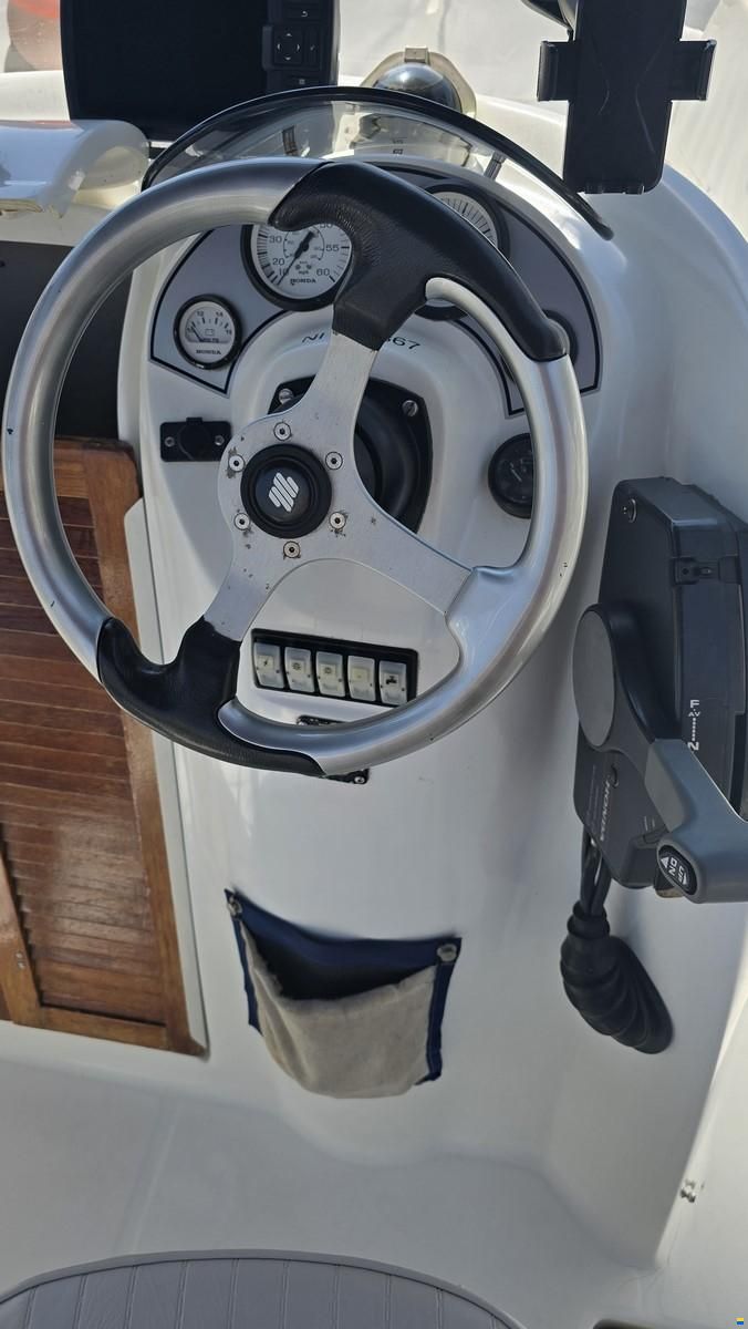 Beneteau flyer 650 open